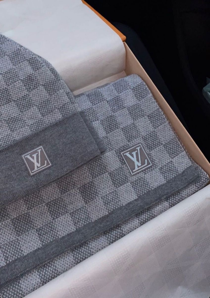Lv Mütze und Schall