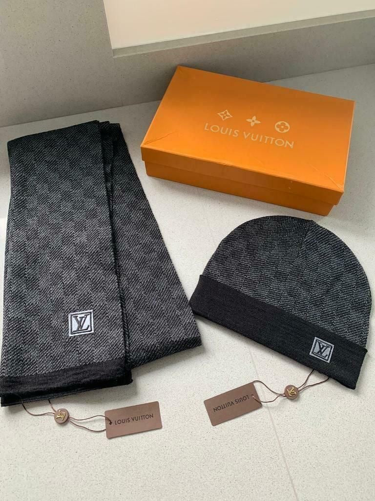 Lv Mütze und Schall